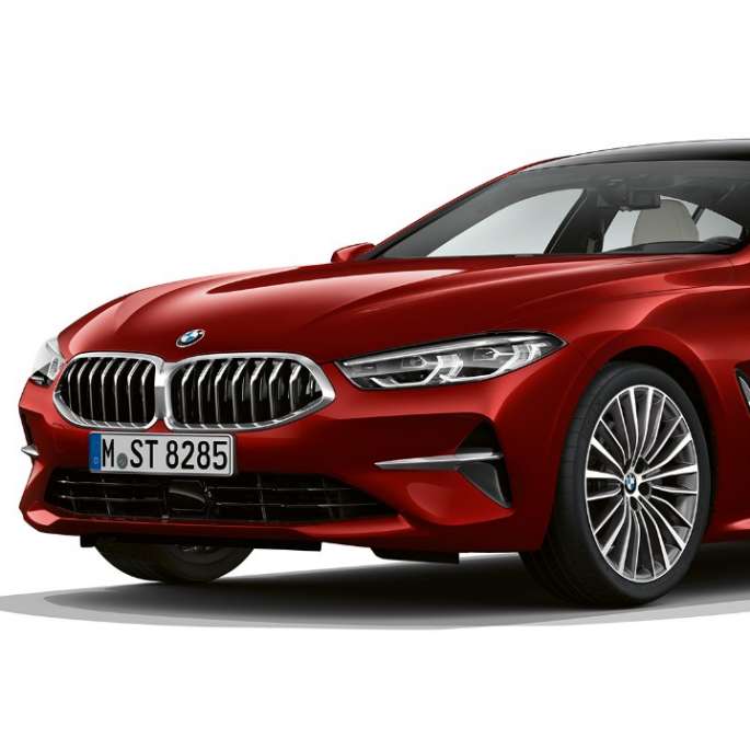 Base model three-quarter front shot G16 BMW 8 Series Gran Coupé, base model three-quarter front shot G16