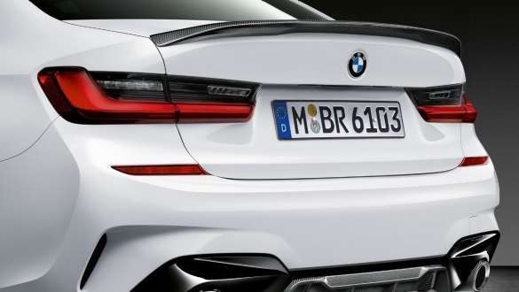 M Performance rear diffuser, carbon fibre, close-up M Performance rear diffuser, carbon fibre, close-up