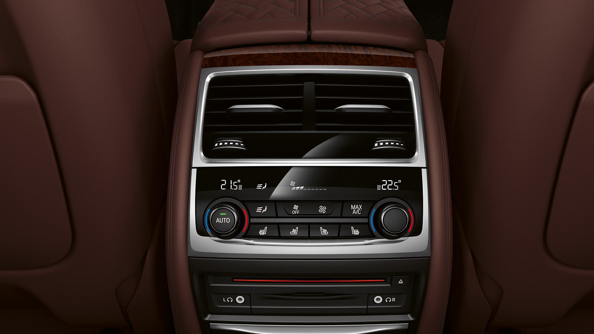BMW 7 Series Sedan M Sport package, Climate control system G11 BMW 7 Series Sedan M Sport package: Close-up of Climate control system G11