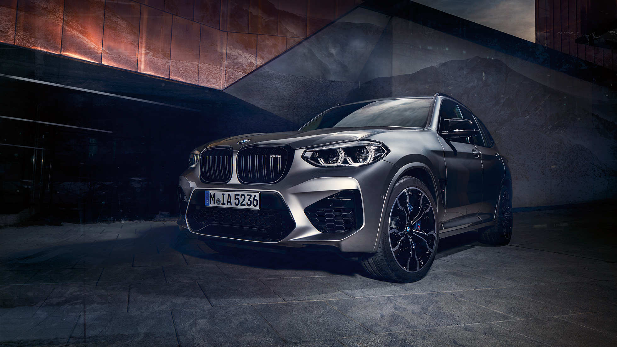 BMW X3 M Competition, three-quarter front view. F97 BMW X3 M Competition in Donington Grey metallic, exterior, three-quarter front view. F97