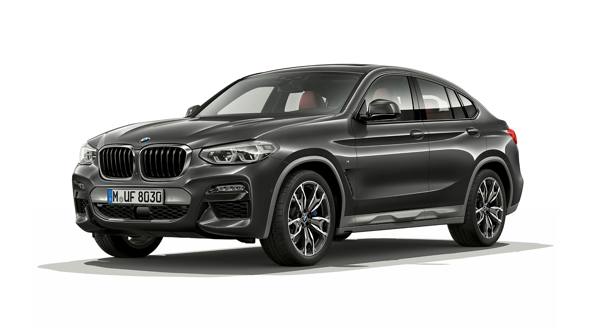 Three-quarter front view BMW X4 Model M Sport X G02 BMW X4 xDrive30i Model M Sport X G02 2018 Sophisto Grey brilliant effect three-quarter front view