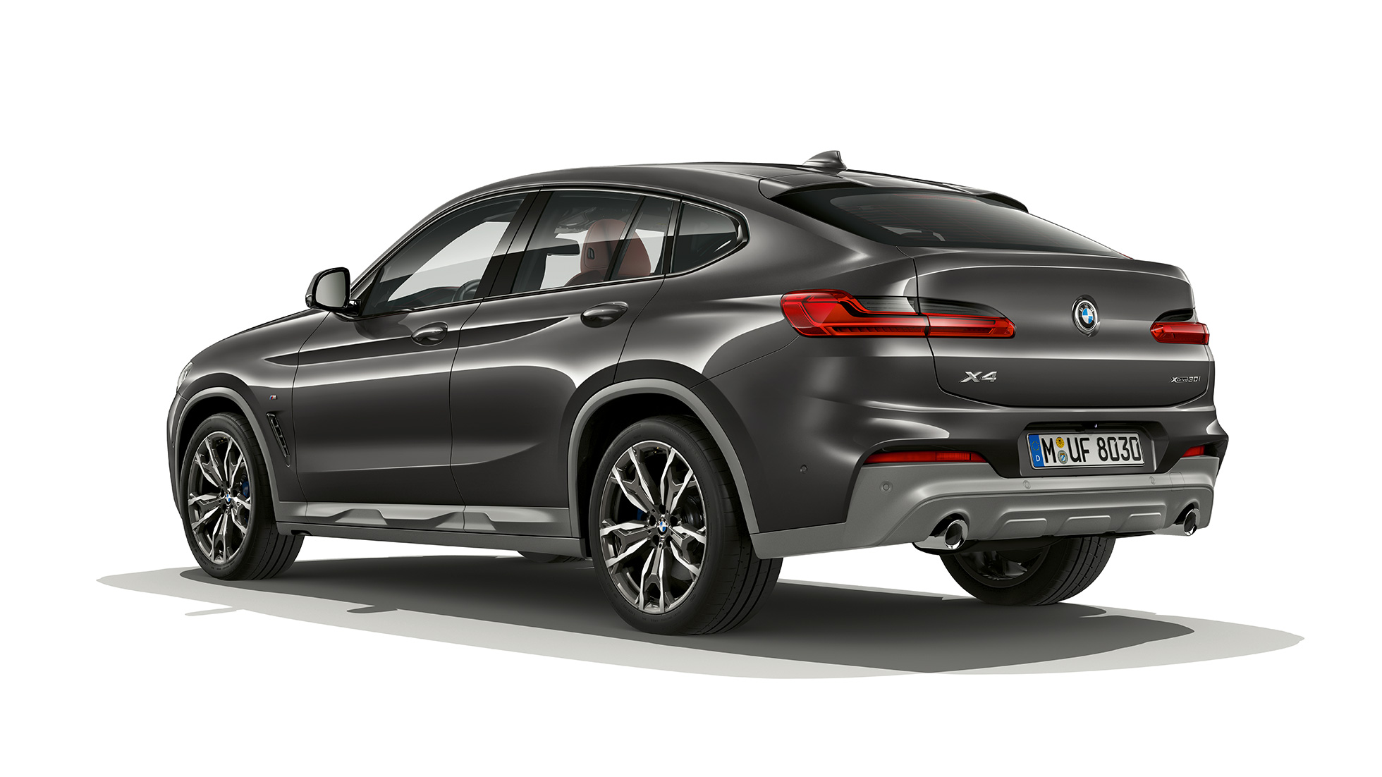 Three-quarter rear view BMW X4 Model M Sport X G02 BMW X4 xDrive30i Model M Sport X G02 2018 Sophisto Grey brilliant effect three-quarter rear view