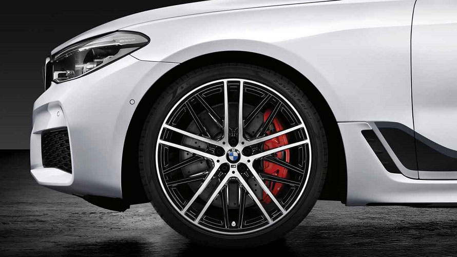 21" M Performance Forged Wheel Double Spoke 650M - Brilliant Black 21" M Performance Forged Wheel Double Spoke 650M - Brilliant Black