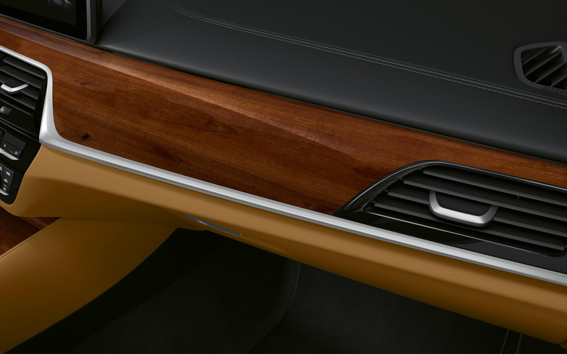 BMW 5 Series Sedan G30 LCI cockpit in detail trim finishers BMW Individual fine-wood trim plum brown high-gloss with highlight trim finisher Pearl Chrome BMW 5 Series Sedan G30 LCI Facelift 2020 cockpit in detail trim finishers BMW Individual fine-wood trim plum brown high-gloss with highlight trim finisher Pearl Chrome