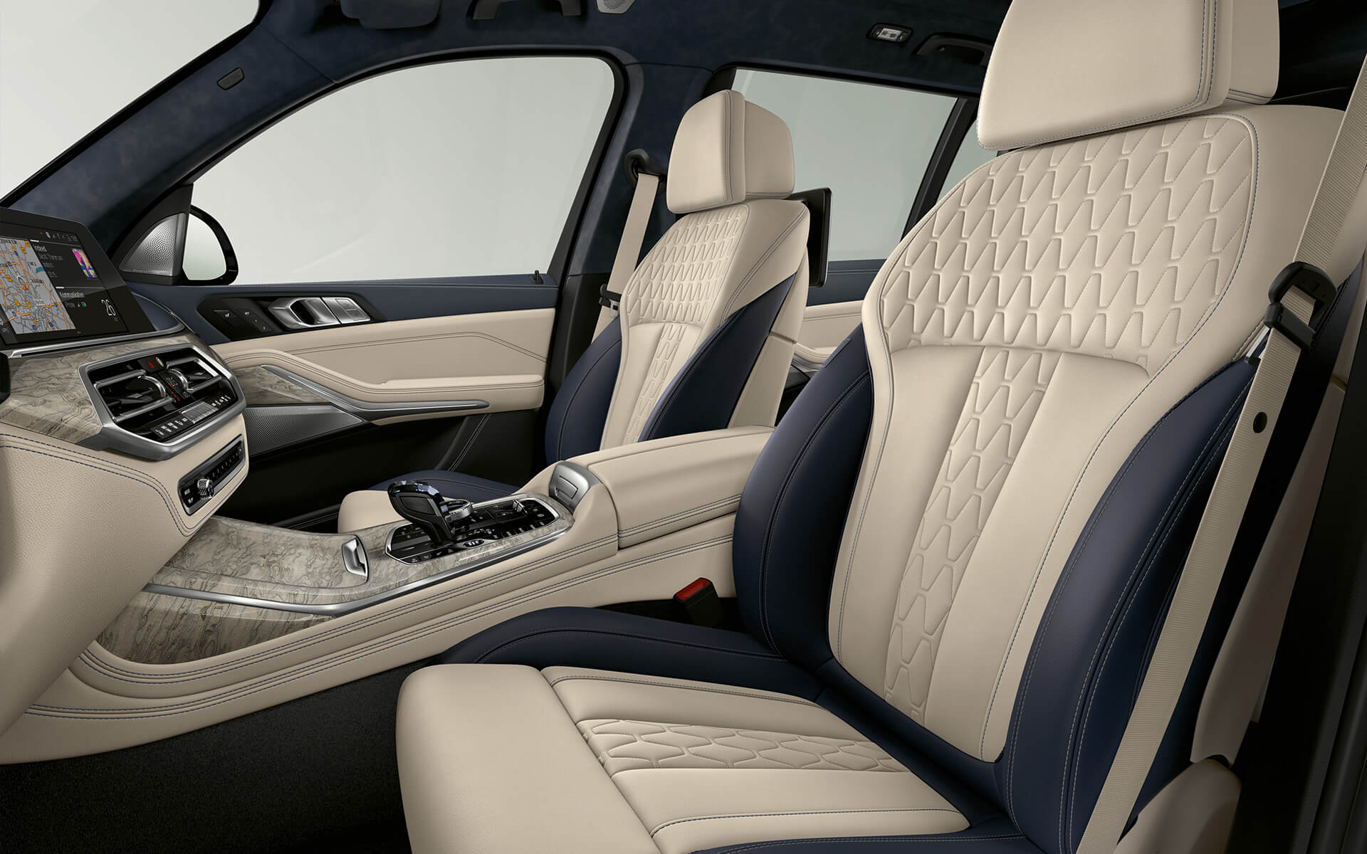 BMW Individual full leather ‘Merino’ fine-grain Ivory White/ Night Blue BMW Individual full leather ‘Merino’ fine-grain Ivory White/ Night Blue